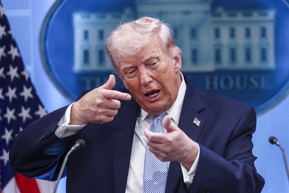 США завдали нової серії ударів по Ірану: вибухи пролунали поблизу Тегерана